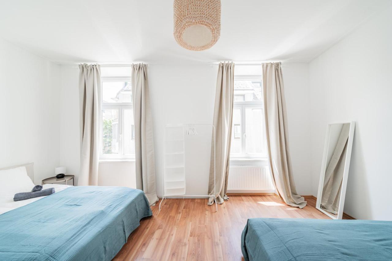 Central Appartment Виена Екстериор снимка